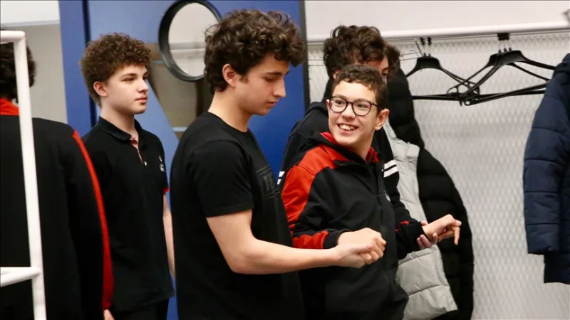 Мета учня ліцею природничих наук ТЮБІТАК, який страждає на церебральний параліч, — стати вченим