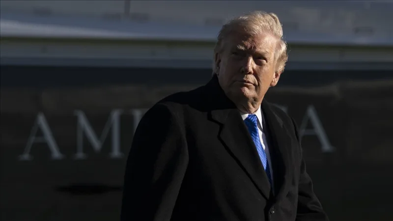 Президент США Трамп анонсував додаток для смартфонів, за допомогою якого можна стежити за порядком денним Білого дому