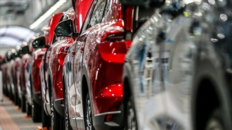 Apie ketvirtadalis automobilių eksporto buvo išsiųsta iš Burso